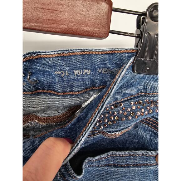 Code Blue Women's Mid Rise Skinny Rhinestone Pocket Button Closer Jeans Size 10 - Picture 4 of 6